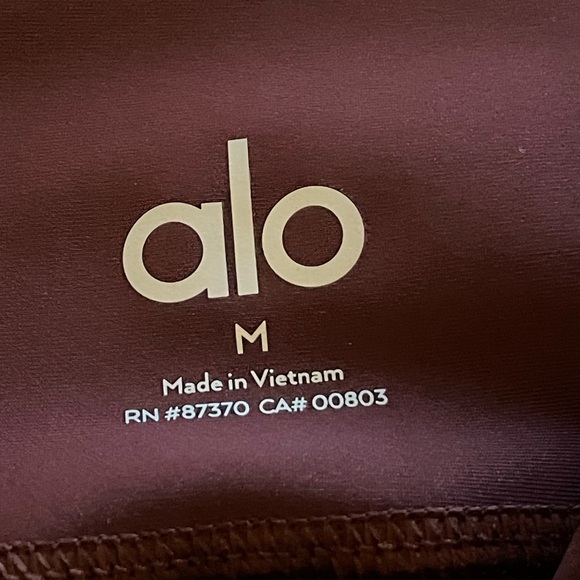 ALO Yoga High Waist Airlift Black Cherry Leggings - Picture 6 of 6